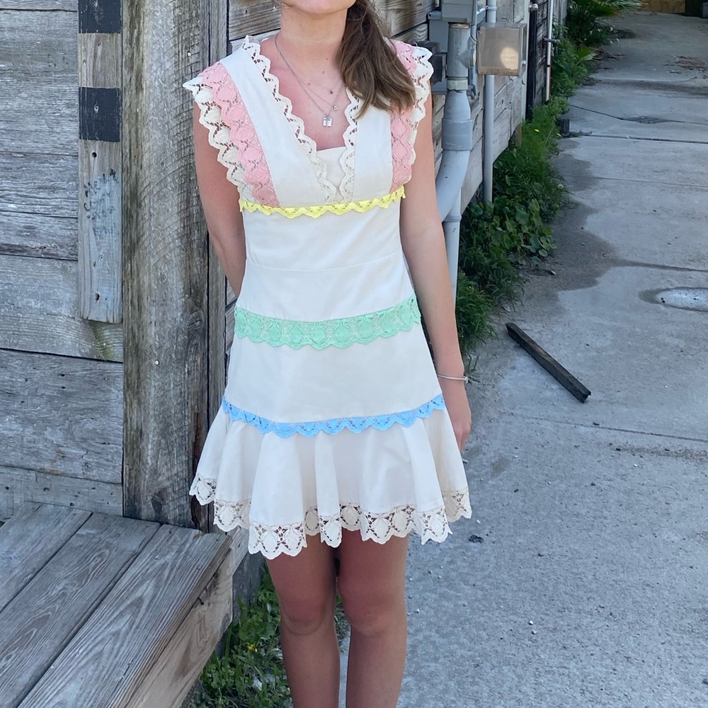 Endless Rose Colorblock Trim Mini Dress - Picture 2 of 2